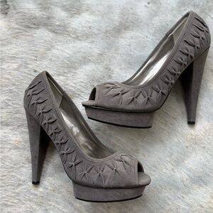 Gomax Charcoal Peep-Toe Platform Heels